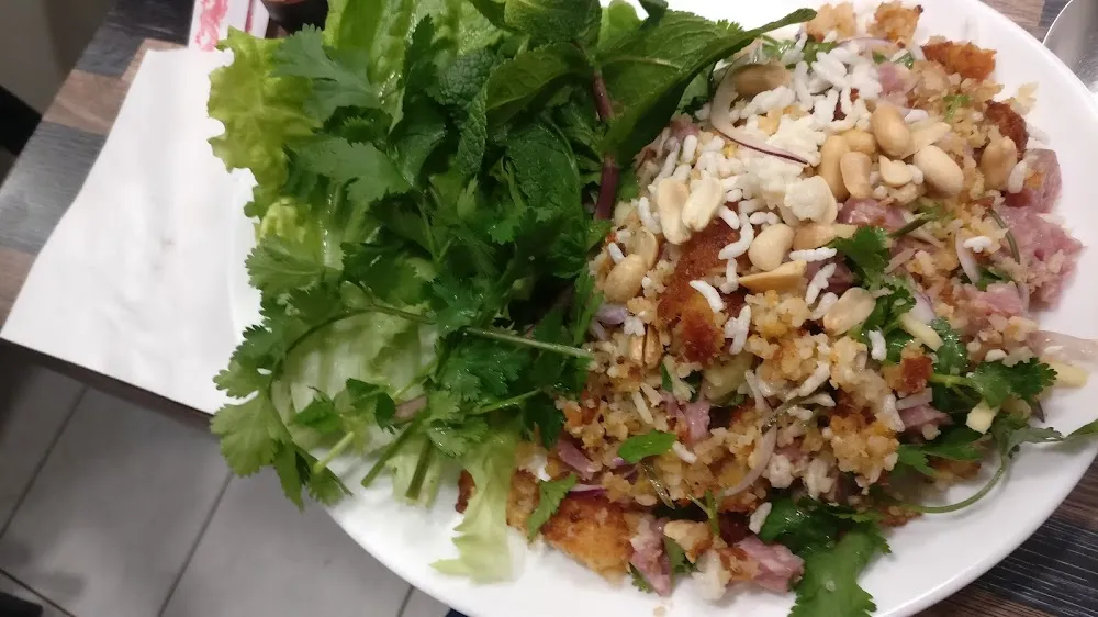 Salade Porc Au Riz Croustillant